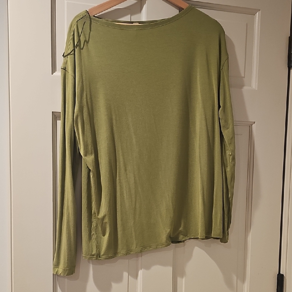 Lululemon Olive Green Top